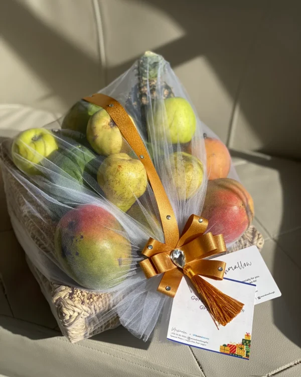 Fruit hamper